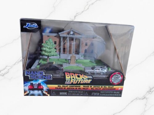 Diorama Back to the Future DeLorean y 1987 Toyota